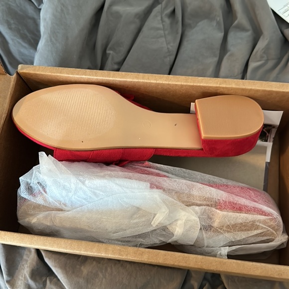 Brand new red mini heels - Picture 2 of 4